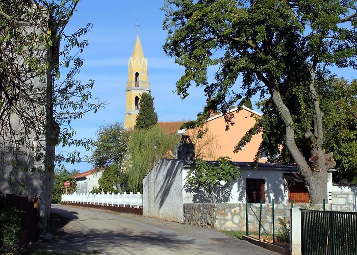 Family Friendly House With A Swimming Pool Valtura, - 22734 * Пула