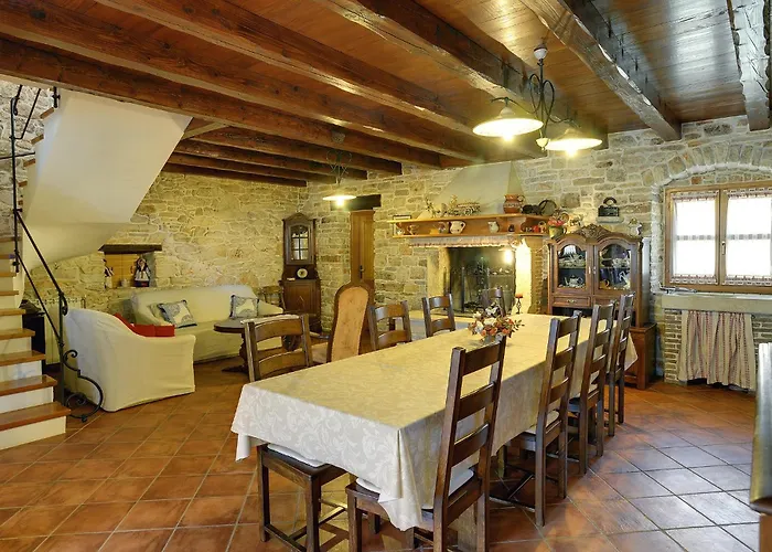 Family Friendly House With A Swimming Pool Valtura, - 22734